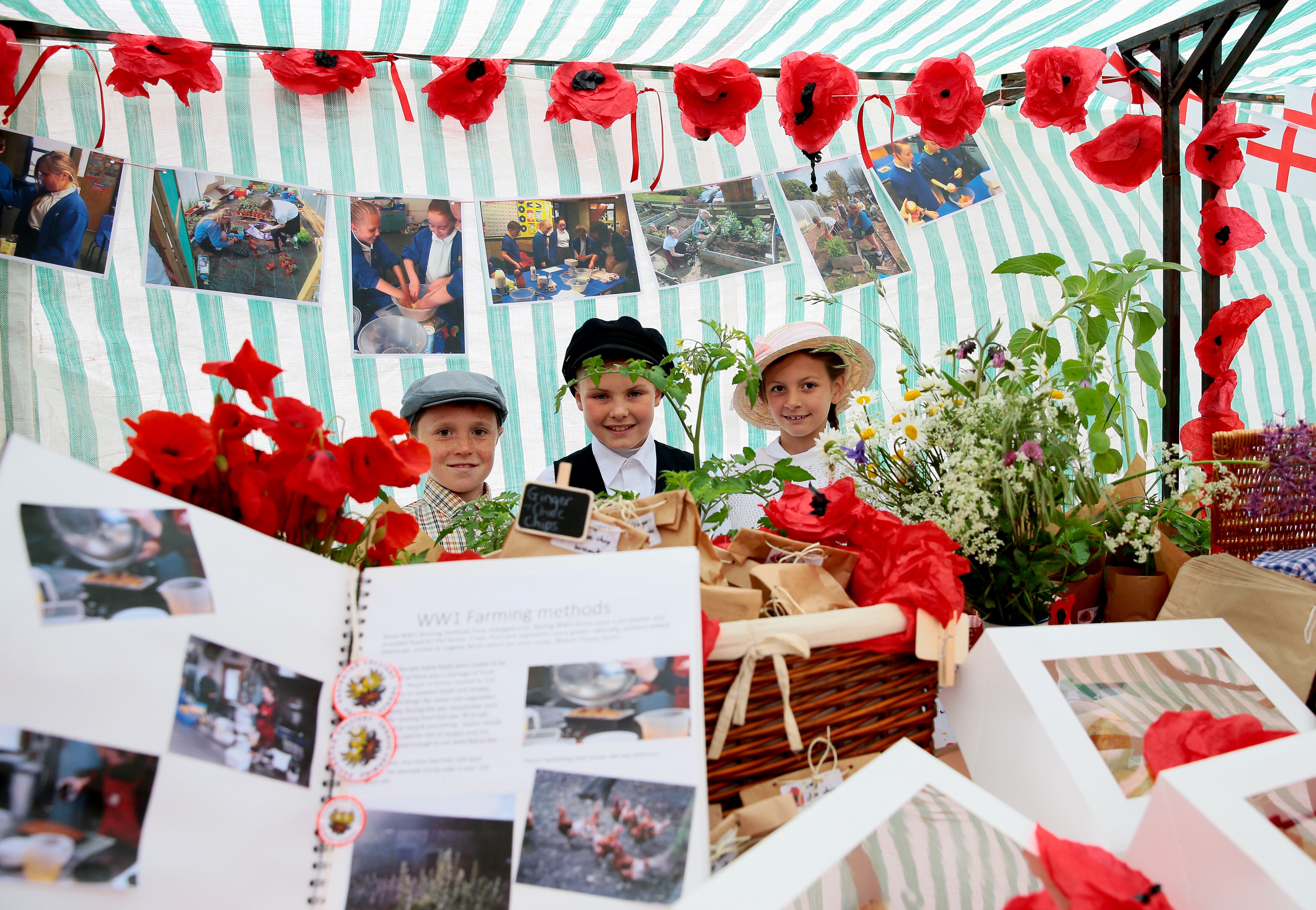 Children learn about life for their counterparts 100 years ago as war raged in Western Europe