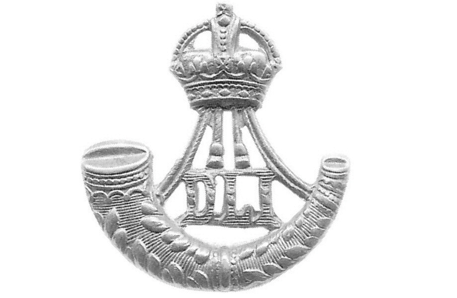 Pals under shellfire day and night